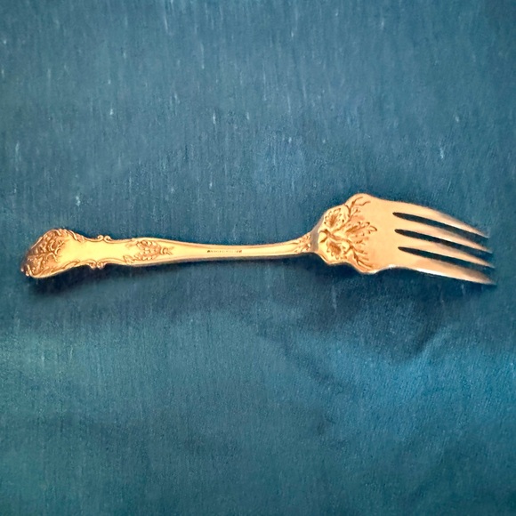 GORGEOUS! CHARTER OAK Roger Bros Meat or Serving Fork 1906 Silverplate - Picture 11 of 12